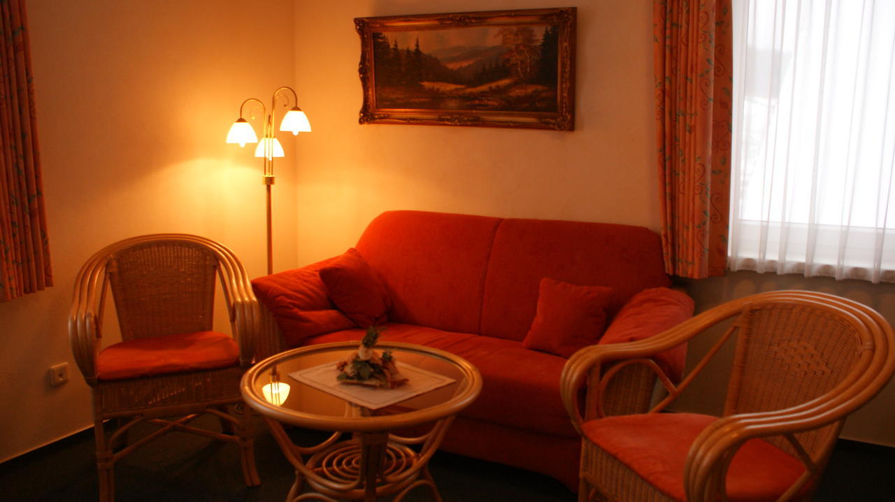 Landhotel Loenskrug Hellental Номер фото